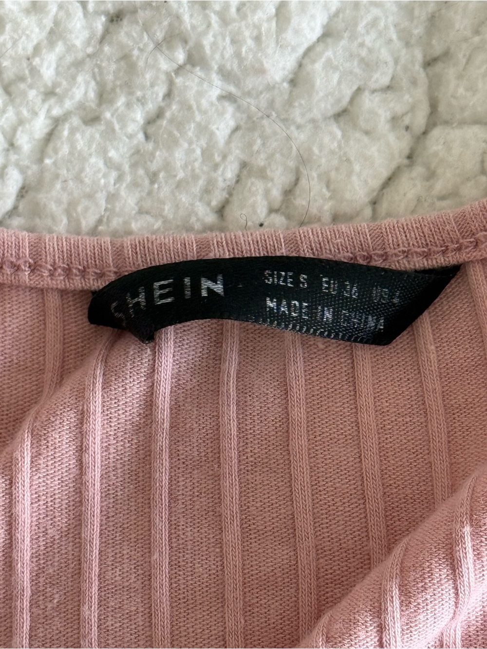 SHEIN Dusty Rose Ribbed V‑Neck Long Sleeve Top - Picture 3 of 5